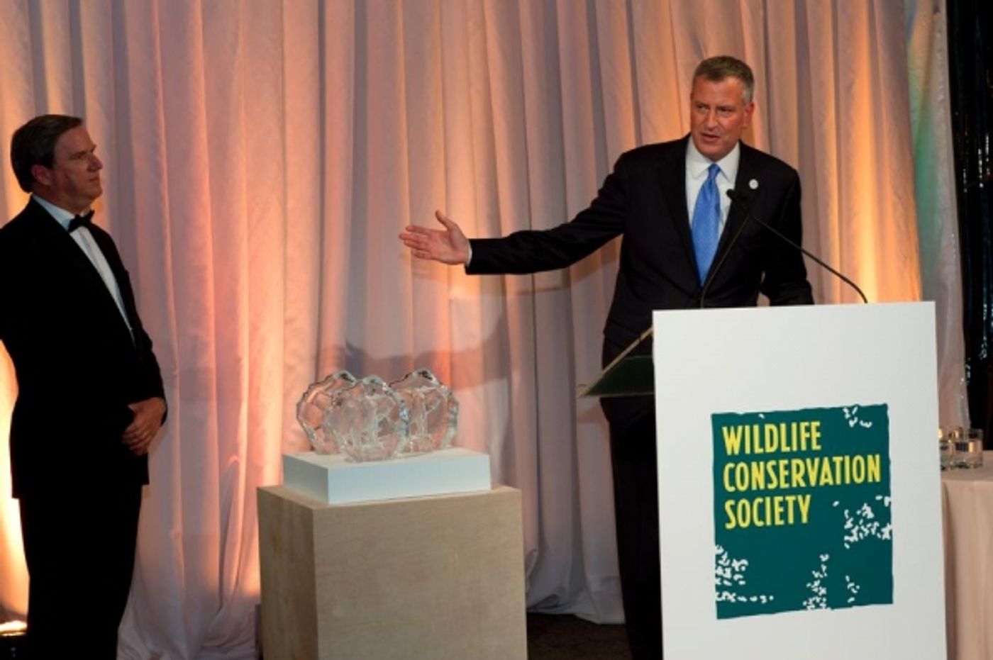 Photo Flash: WCS Honors Hillary Clinton at Annual Gala  Image
