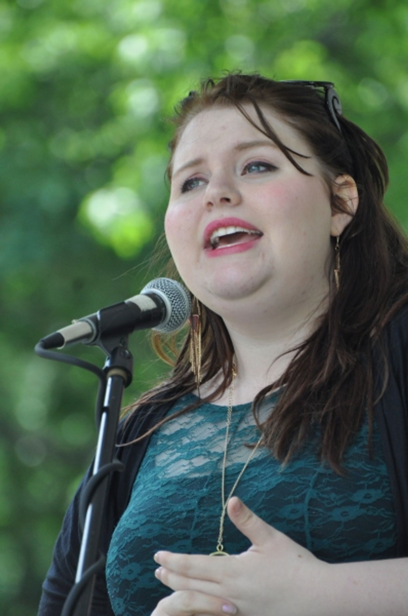 Photo Coverage: HEATHERS: THE MUSICAL Star Katie Ladner Joins the Fun at The Mississippi Picnic in Central Park  Image