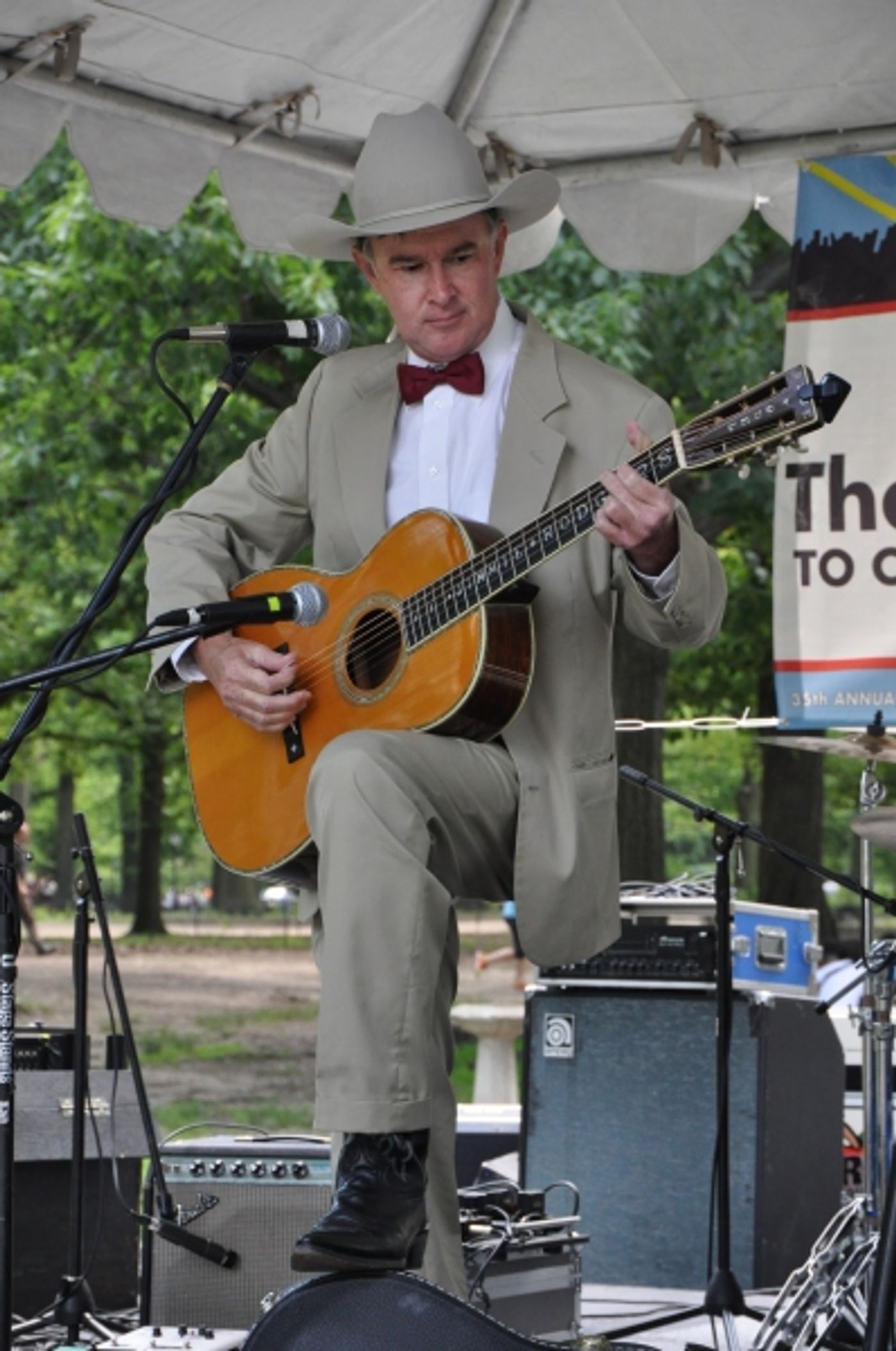 Photo Coverage: HEATHERS: THE MUSICAL Star Katie Ladner Joins the Fun at The Mississippi Picnic in Central Park  Image