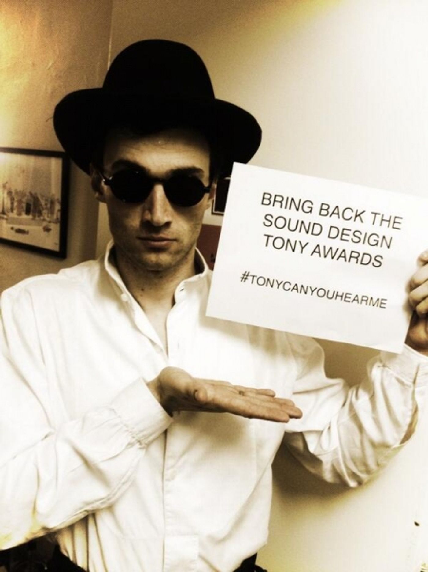 Photo Flash: Stars Take to Twitter with #TonyCanYouHearMe? Photo Flash: Stars Take to Twitter with #TonyCanYouHearMe? Image