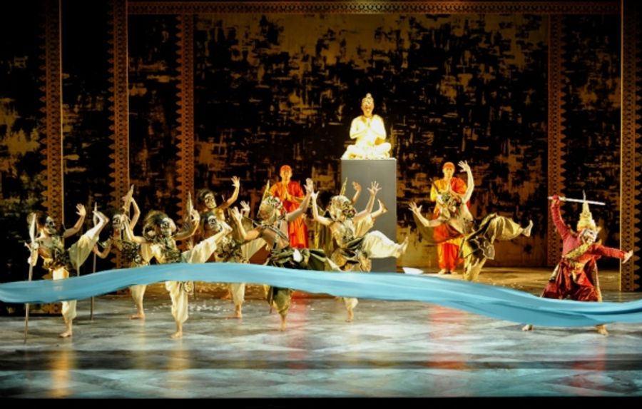 Photo Flash: First Look at Théâtre du Châtelet's THE KING AND I Image