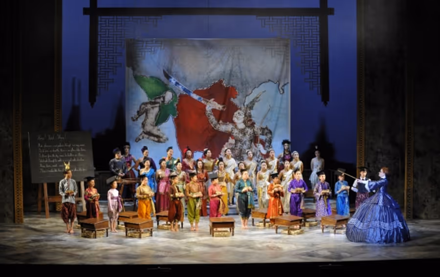 Photo Flash: First Look at Théâtre du Châtelet's THE KING AND I Image