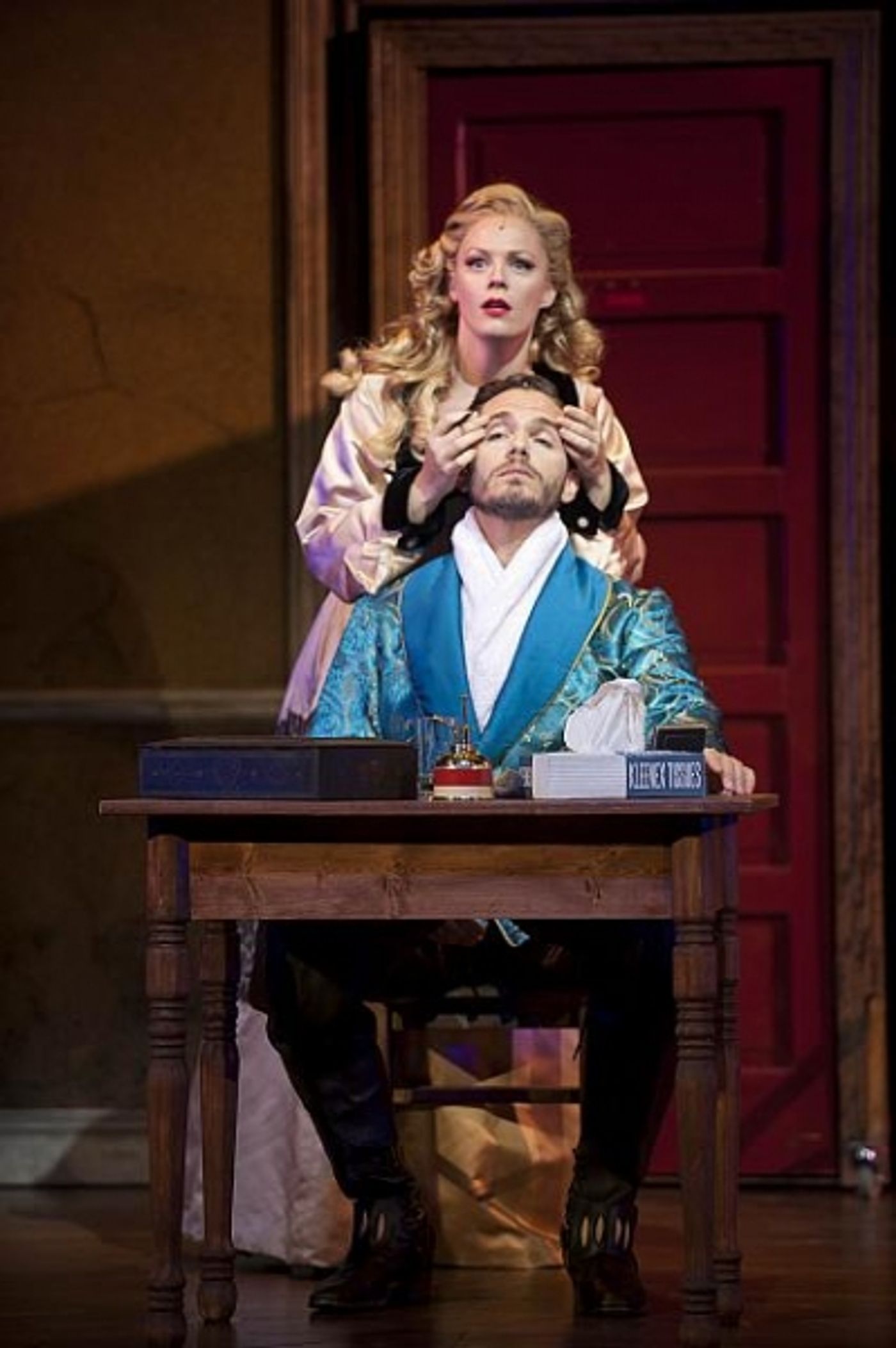 Photo Flash: First Look at Elizabeth Stanley, Paul Anthony Stewart & More in Barrington Stage Company's KISS ME KATE  Image
