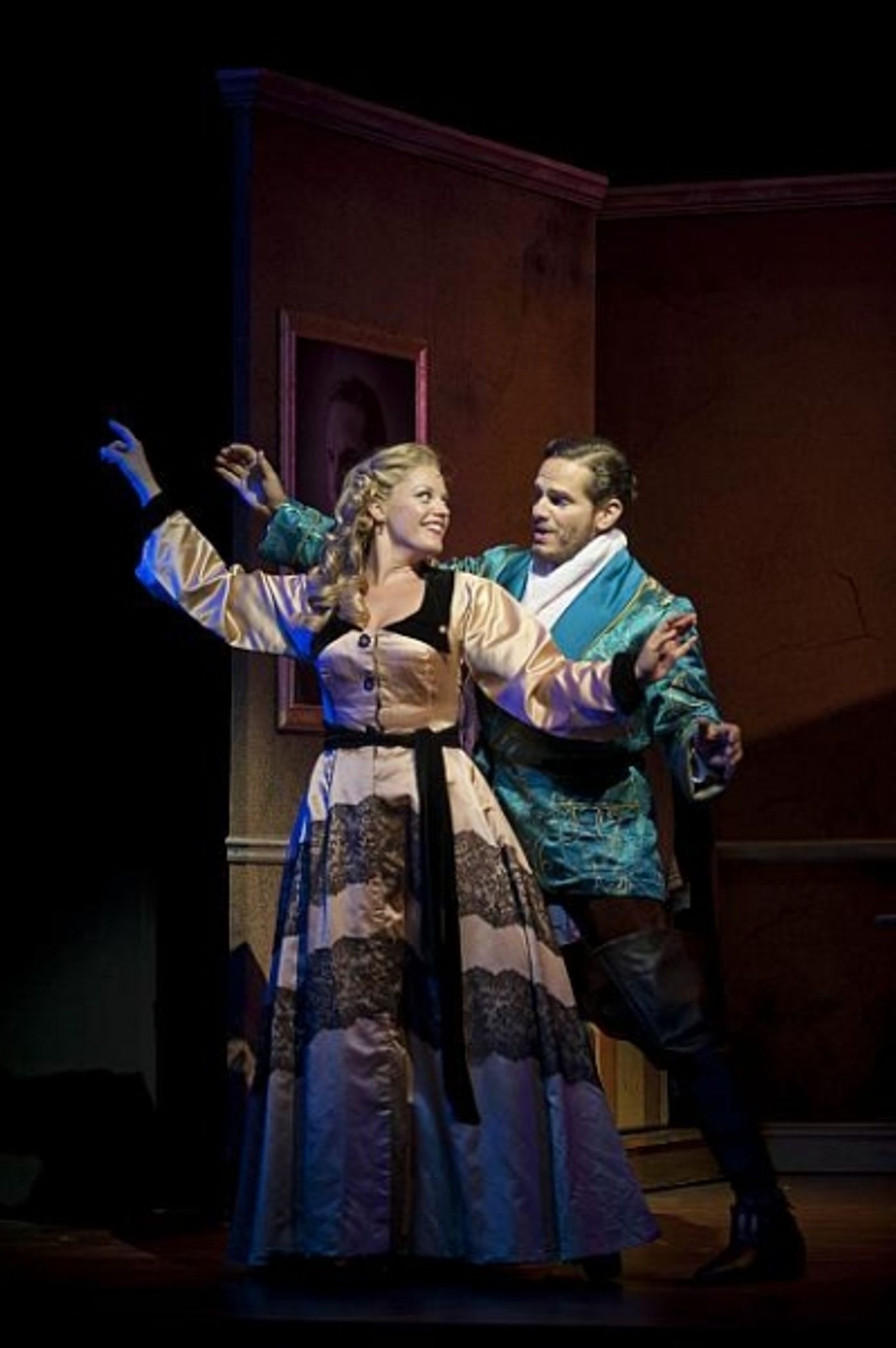 Photo Flash: First Look at Elizabeth Stanley, Paul Anthony Stewart & More in Barrington Stage Company's KISS ME KATE  Image