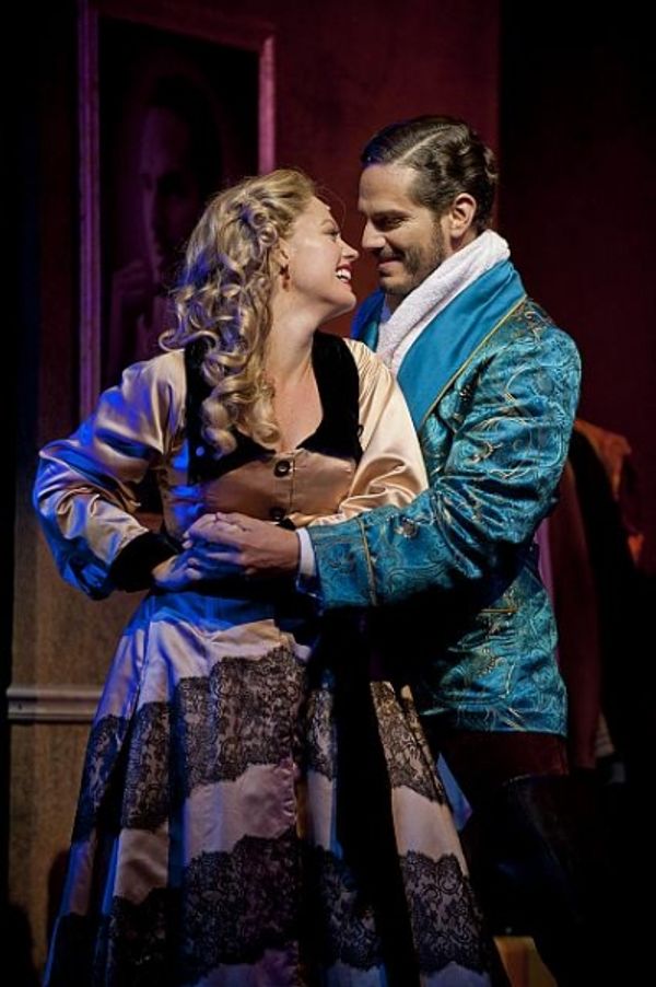 Elizabeth Stanley and Paul Anthony Stewart Photo