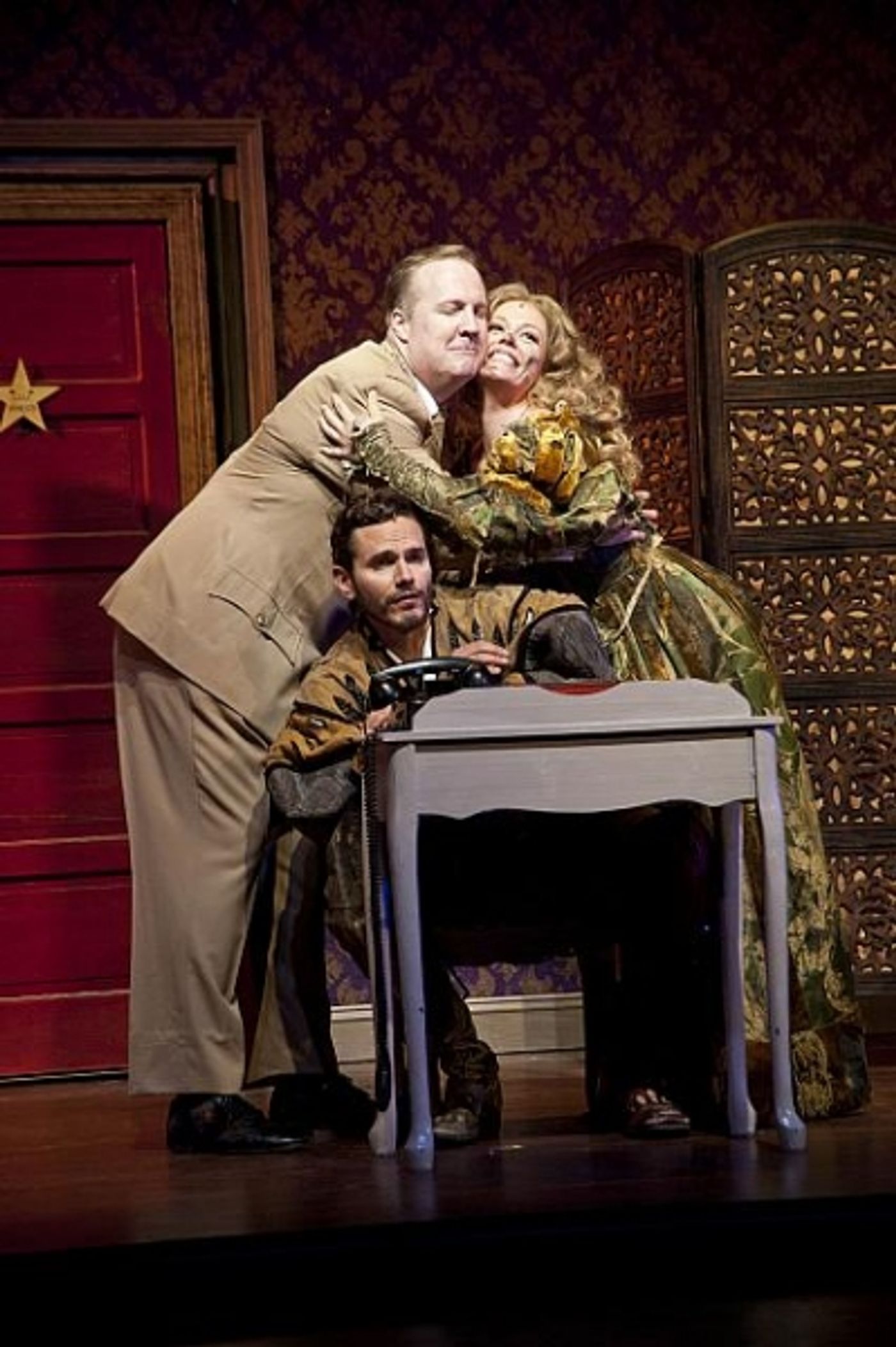 Photo Flash: First Look at Elizabeth Stanley, Paul Anthony Stewart & More in Barrington Stage Company's KISS ME KATE  Image