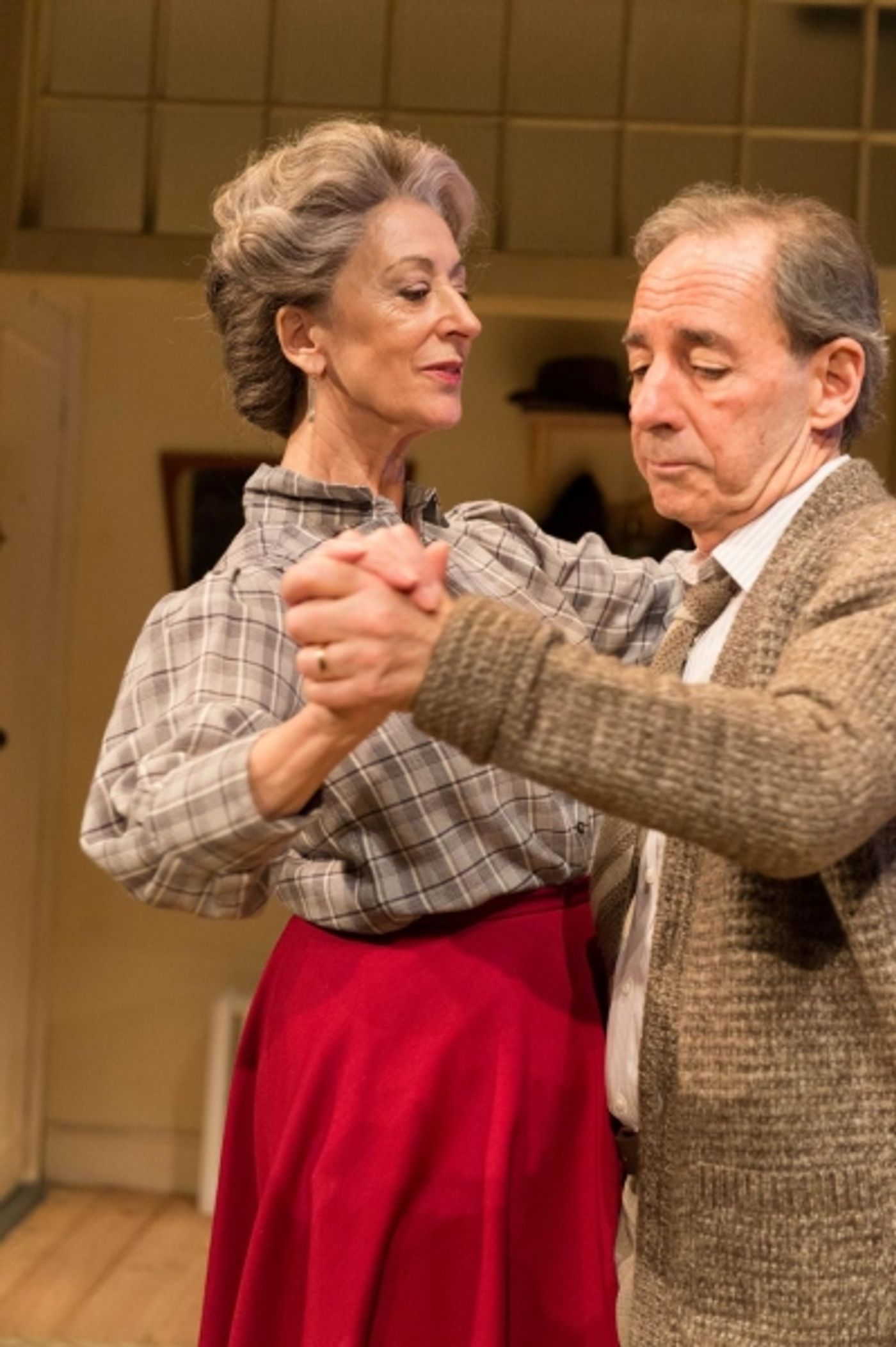 Photo Flash: First Look at Maureen Lipman & Harry Shearer in Oliver Cotton's DAYTONA  Image
