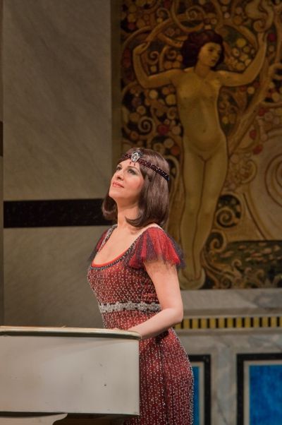 Angela Gheorghiu as Magda Photo