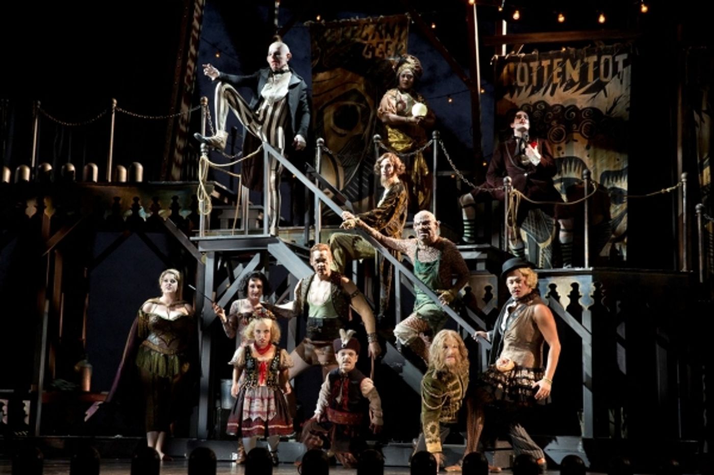 Photo Flash: First Look at Erin Davie, Emily Padgett & More in SIDE SHOW at the Kennedy Center!  Image