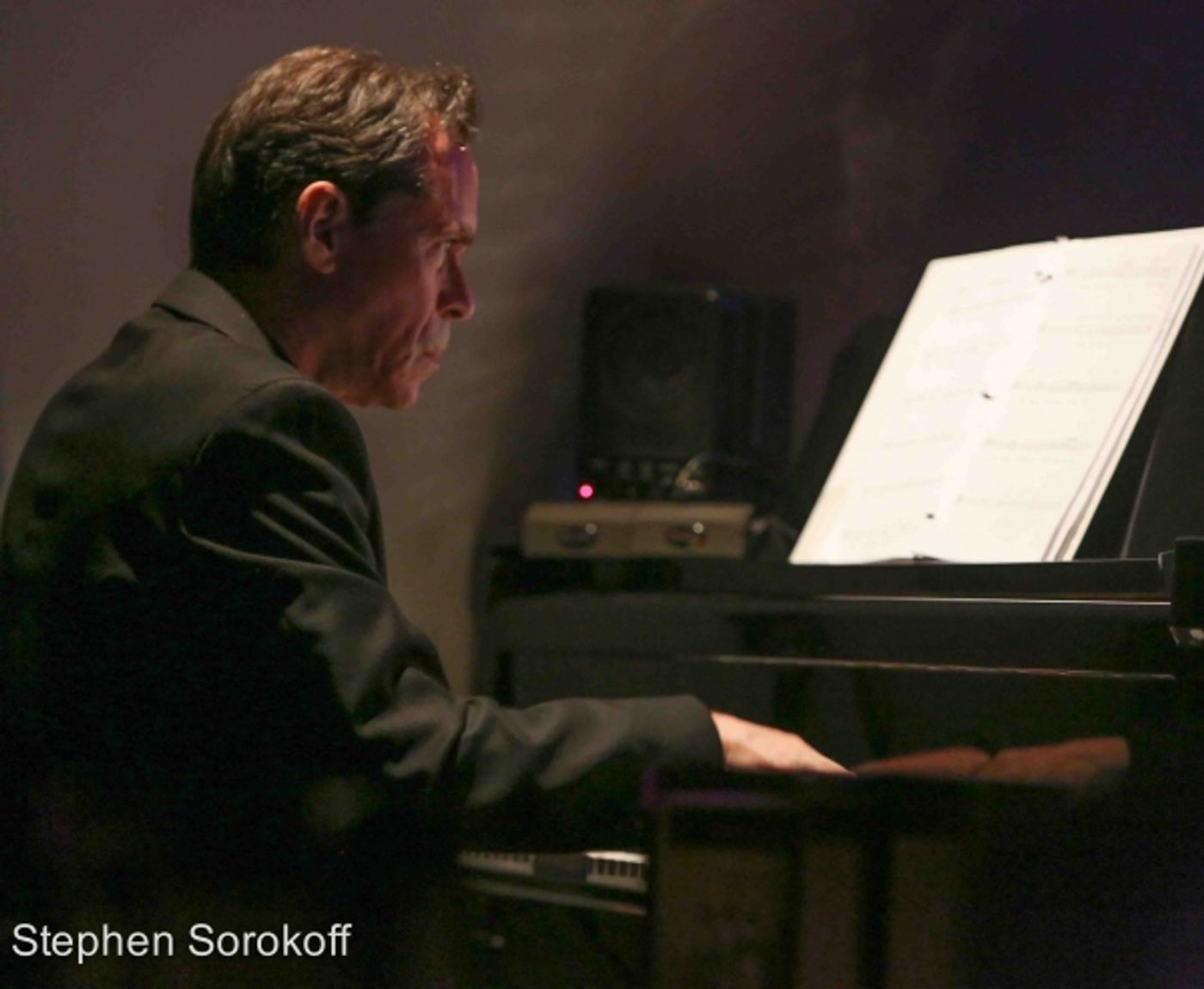 Photo Coverage: Carole J. Bufford Brings SHADES OF BLUE to the Metropolitan Room Photo Coverage: Carole J. Bufford Brings SHADES OF BLUE to the Metropolitan Room Image