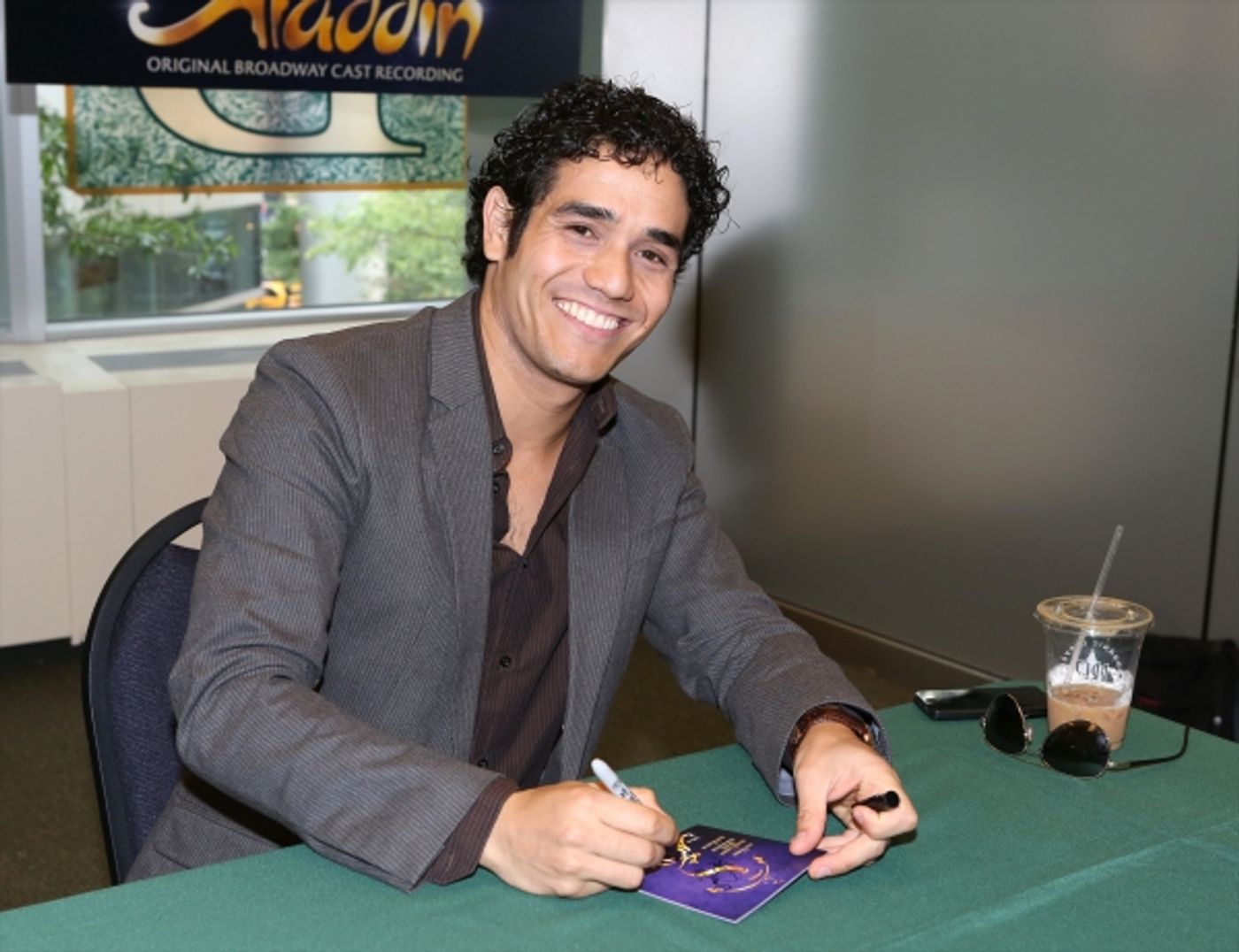 Photo Coverage: Inside the ALADDIN CD Signing  Image