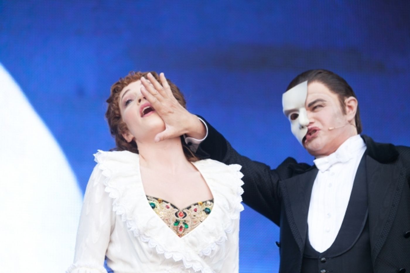 Photo Coverage: WEST END LIVE! WICKED, LES MIS, MISS SAIGON And More!  Image