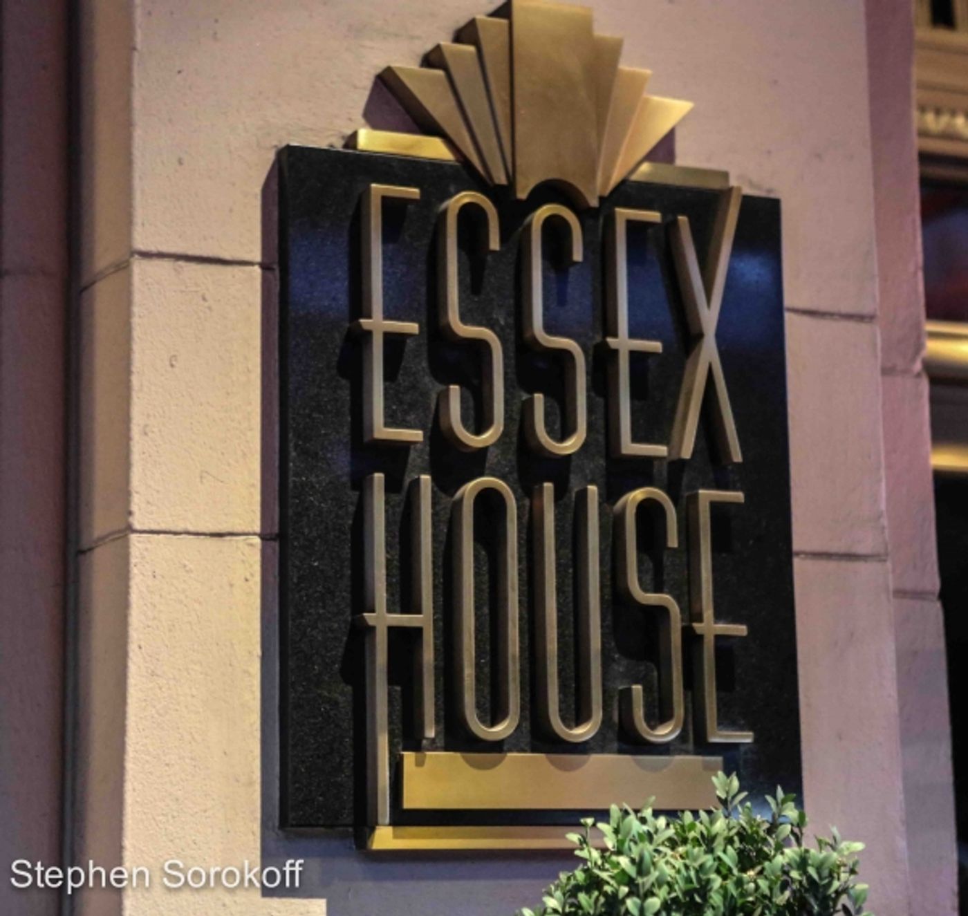 Photo Coverage: Anika Noni Rose & Andy Karl Honored at Inside Broadway Beacon Awards  Image