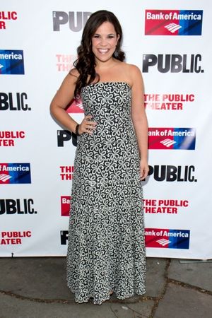 Lindsay Mendez Photo