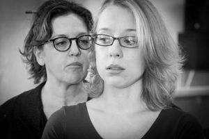 Jennifer Simard, Alyse Alan Louis @ BroadwayWorld Jennifer Simard, Alyse Alan Louis Photo