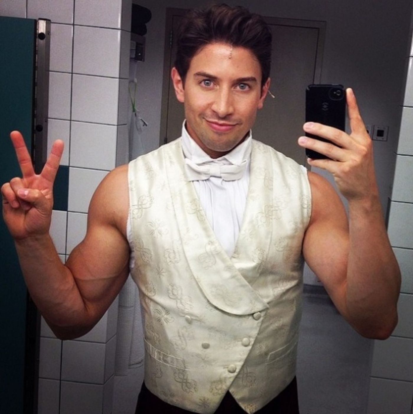 Photo Flash: Saturday Intermission Pics, June 28- ROCKY, BULLETS, KINKY BOOTS, WICKED, and More Celebrate Pride Photo Flash: Saturday Intermission Pics, June 28- ROCKY, BULLETS, KINKY BOOTS, WICKED, and More Celebrate Pride Image