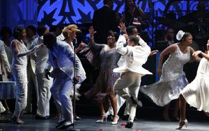 Adriane Lenox, Dule Hill, Karine Plantadit and Patti LaBelle with the ensemble cast @ BroadwayWorld Adriane Lenox, Dule Hill, Karine Plantadit and Patti LaBelle with the ensemble cast Photo