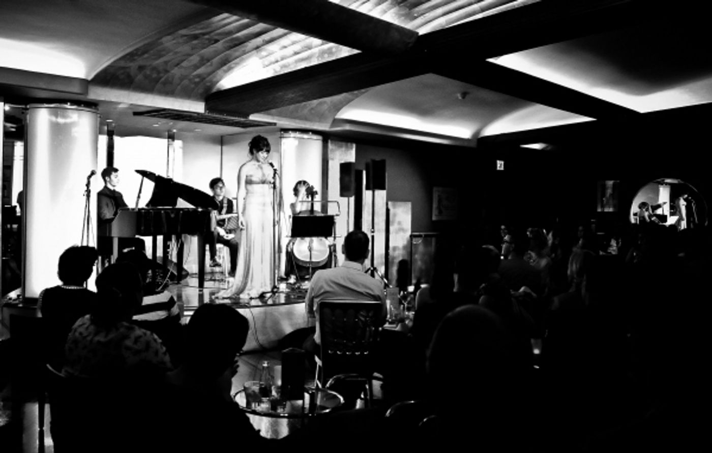 Photo Flash: Danielle Hope Makes Solo Cabaret Debut at Delfont Room!  Image