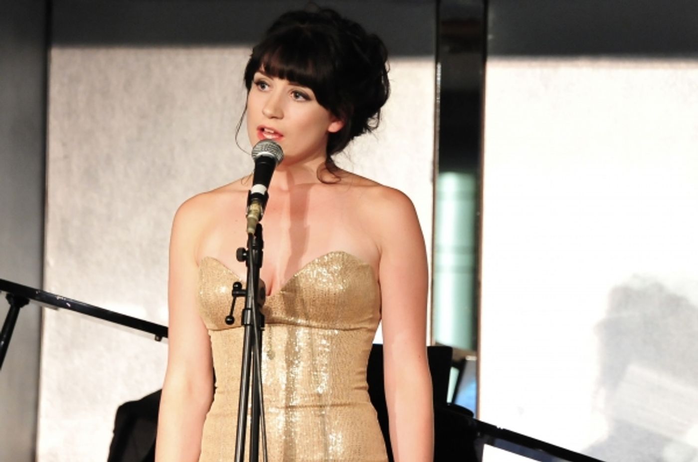 Photo Flash: Danielle Hope Makes Solo Cabaret Debut at Delfont Room!  Image