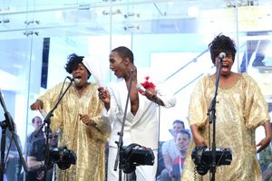 Anthony Wayne with Anastacia McCleskey and Jacqueline Arnold  Photo