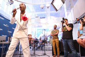 Anthony Wayne @ BroadwayWorld Anthony Wayne Photo