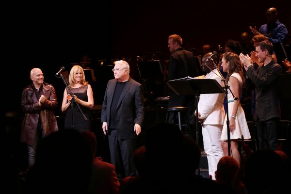 Michael Cerveris, Vonda Shepard, Randy Newman, Isaiah Johnson, Laura Osnes and Tony V Photo