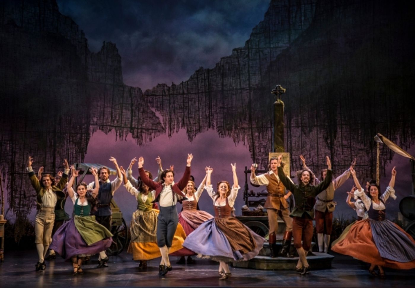 Photo Flash: BRIGADOON at Goodman Theatre, Now Through 8/10  Image