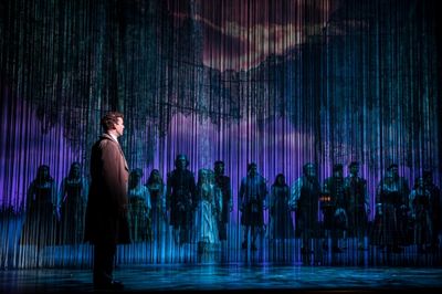 Kevin Earley as Tommy Albright Photo