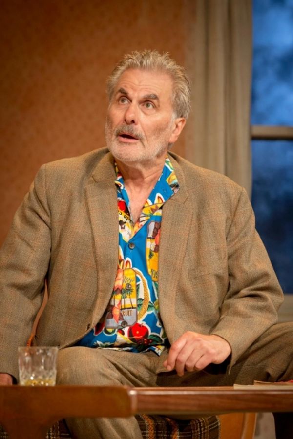 Billy (Oliver Cotton) Photo