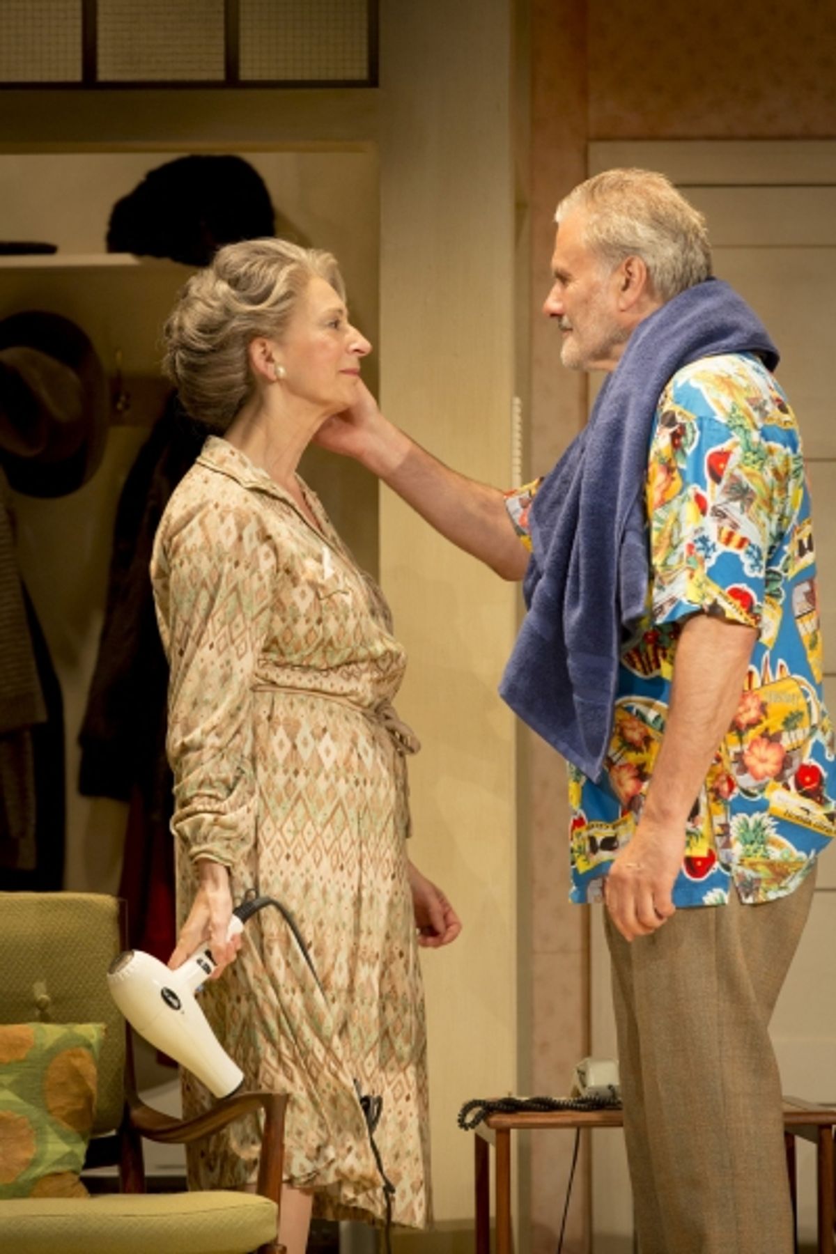 Elli (Maureen Lipman) and Billy (Oliver Cotton) at 