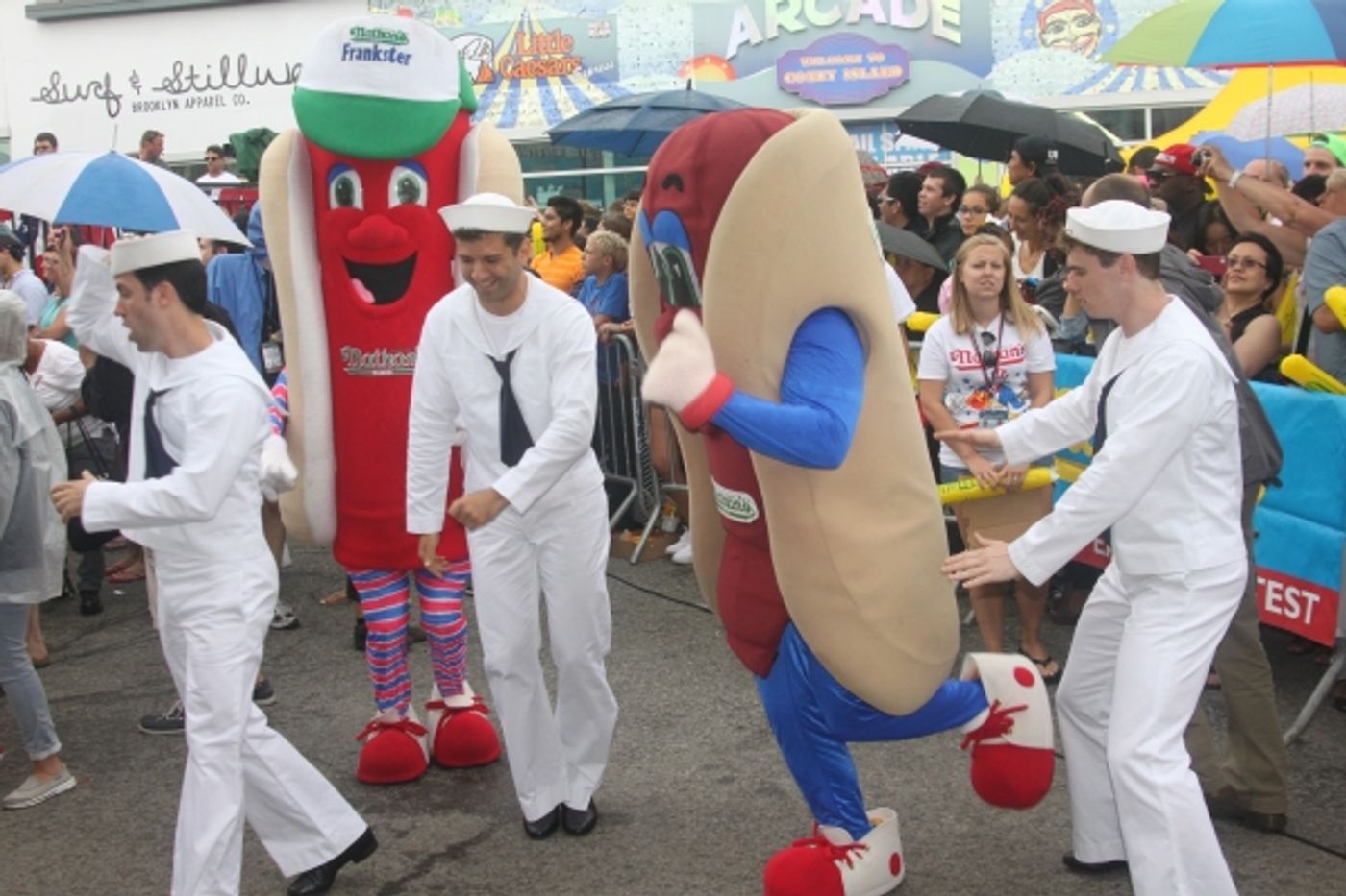 Exclusive Photo Coverage: ON THE TOWN Stars Perform at Nathan's Fourth of July Hot Dog Eating Contest! Image