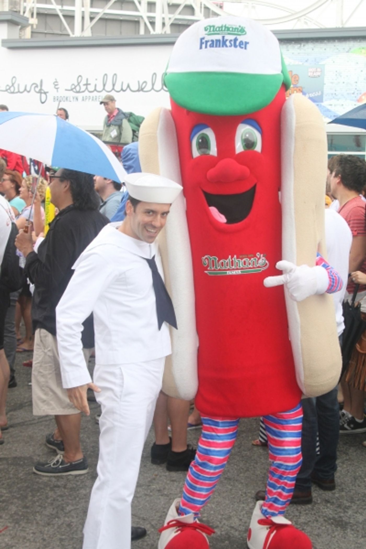 Exclusive Photo Coverage: ON THE TOWN Stars Perform at Nathan's Fourth of July Hot Dog Eating Contest! Image