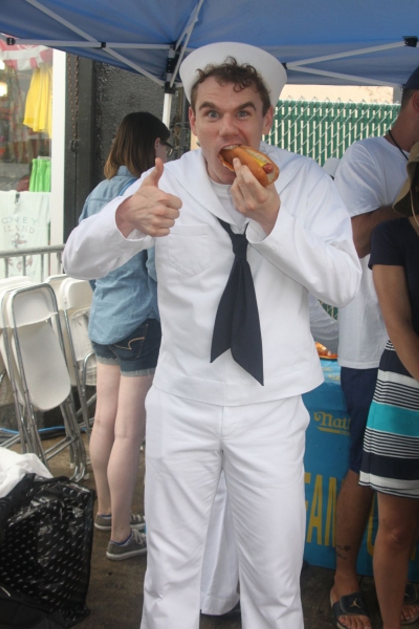 Exclusive Photo Coverage: ON THE TOWN Stars Perform at Nathan's Fourth of July Hot Dog Eating Contest! Image