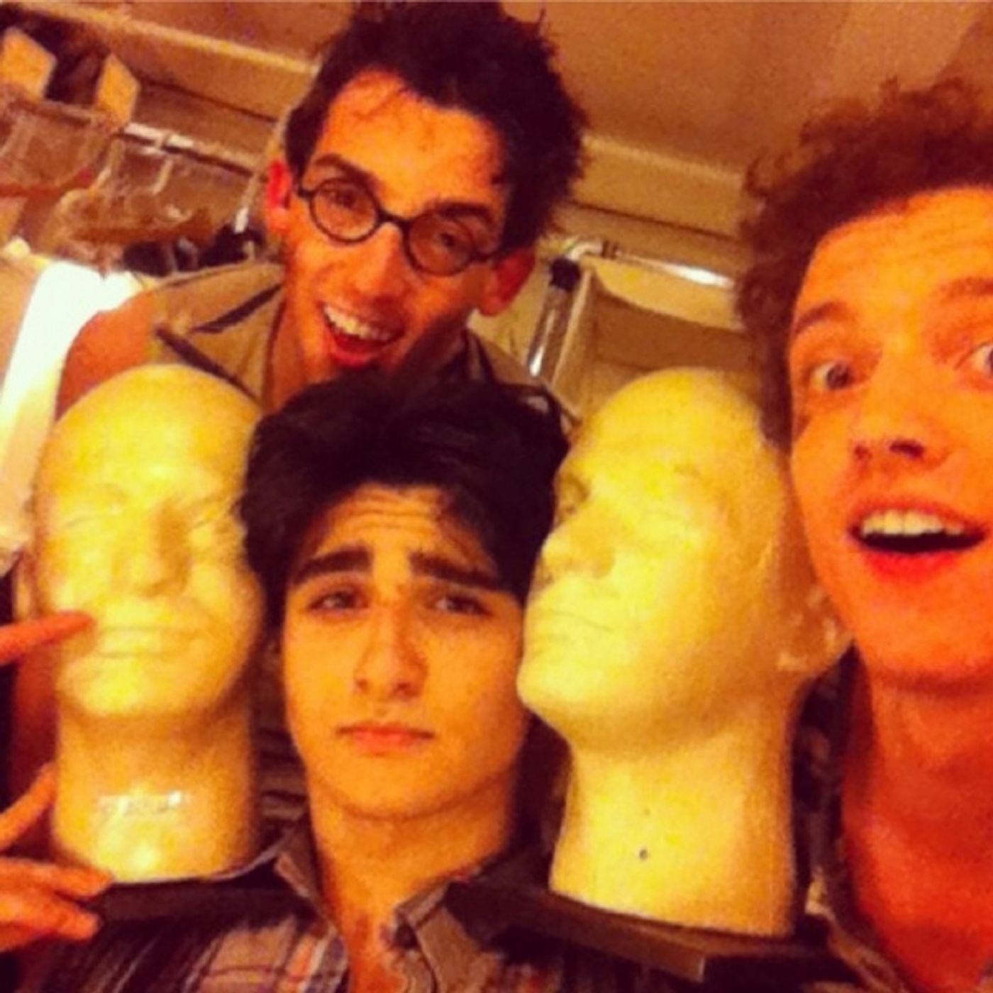 Photo Flash: Saturday Intermission Pics, Part 2 - 7/5 - NEWSIES Enjoy Theatre Life, KINKY BOOTS Preps for Act 2, and More  Image