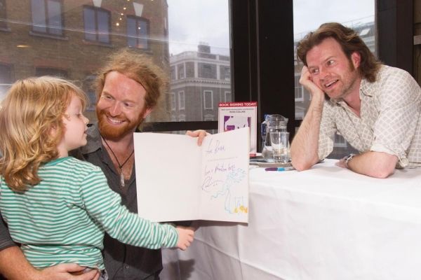 Newton Faulkner and family with Ross Collins at the ELEPHANTOM opening Photo