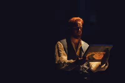Jordan Foote as Vincent van Gogh Photo