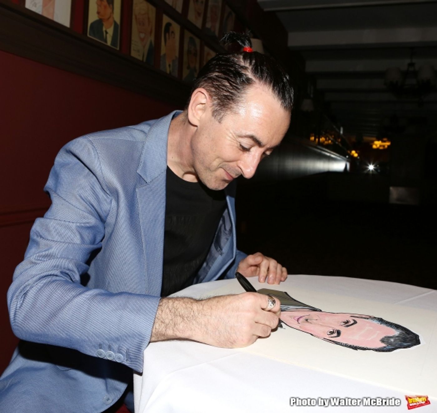 Photo Coverage: CABARET's Alan Cumming Unveils Sardi's Caricature!  Image