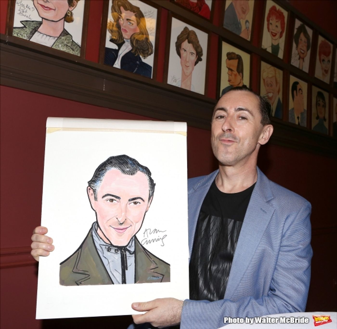 Photo Coverage: CABARET's Alan Cumming Unveils Sardi's Caricature!  Image