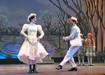 Gail Bennett (Mary Poppins), Tony Mansker (Bert), and Alison Cordaro (Jane Banks) Photo