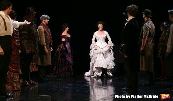 Photo Coverage: THE PHANTOM OF THE OPERA Celebrates 11,000th Performance on Broadway! — photo 1 of 24