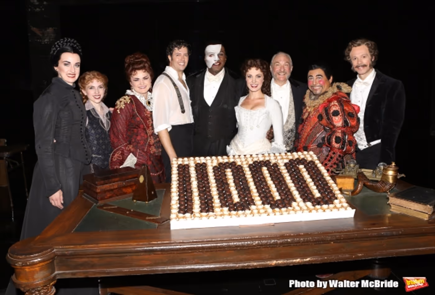 Photo Coverage: Norm Lewis, Sierra Boggess & THE PHANTOM OF THE OPERA Cast Celebrate 11,000 Backstage! Image