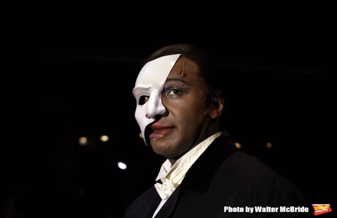 Photo Coverage: Norm Lewis, Sierra Boggess & THE PHANTOM OF THE OPERA Cast Celebrate 11,000 Backstage! Image