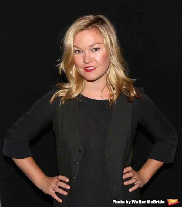 Julia Stiles Photo