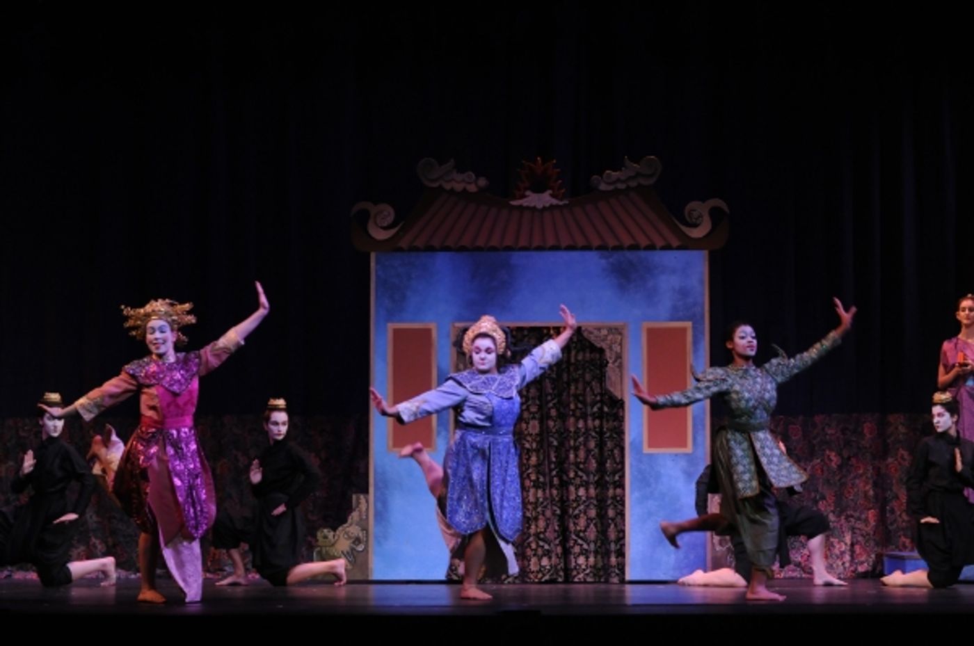 Photo Flash: First Look - Shenandoah Summer Music Theatre's THE KING AND I Opens Tonight  Image