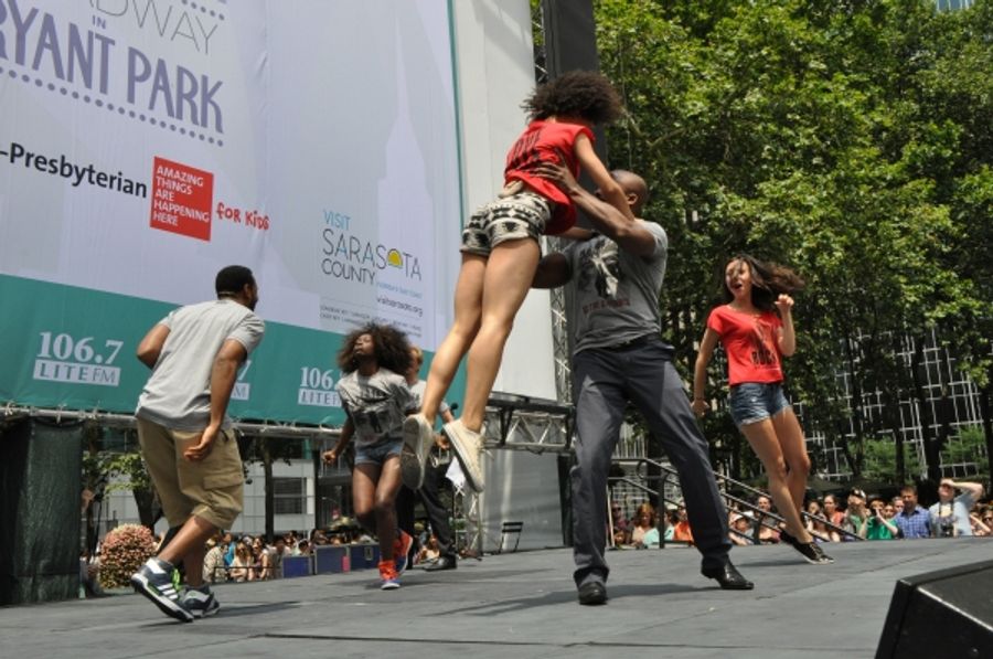 Photo Coverage: BROADWAY IN BRYANT PARK is Back for the Summer with Casts of IF/THEN, ROCKY, WICKED & More! Image