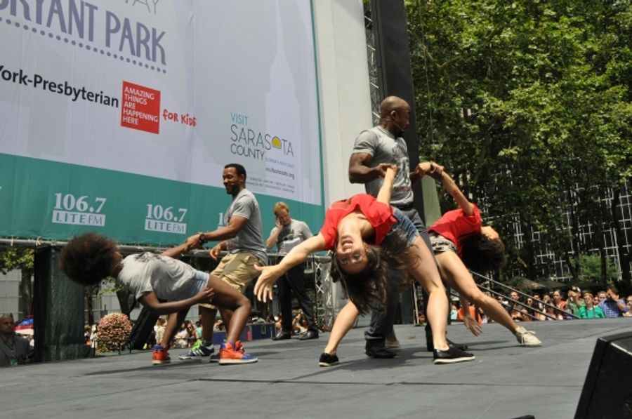 Photo Coverage: BROADWAY IN BRYANT PARK is Back for the Summer with Casts of IF/THEN, ROCKY, WICKED & More! Image