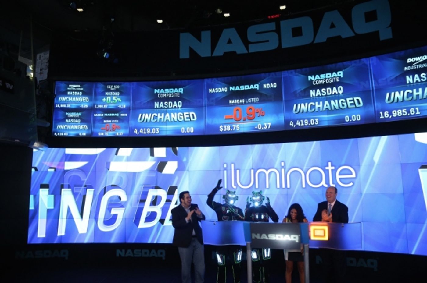 Photo Flash: Cast of iLUMINATE Rings NASDAQ Opening Bell Photo Flash: Cast of iLUMINATE Rings NASDAQ Opening Bell Image