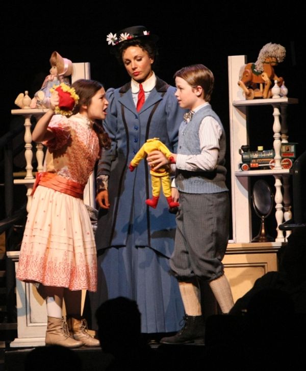 Noa Solorio (Jane Banks), Kelly McCormick (Mary Poppins) and Ben Ainley-Zoll (Michael Photo