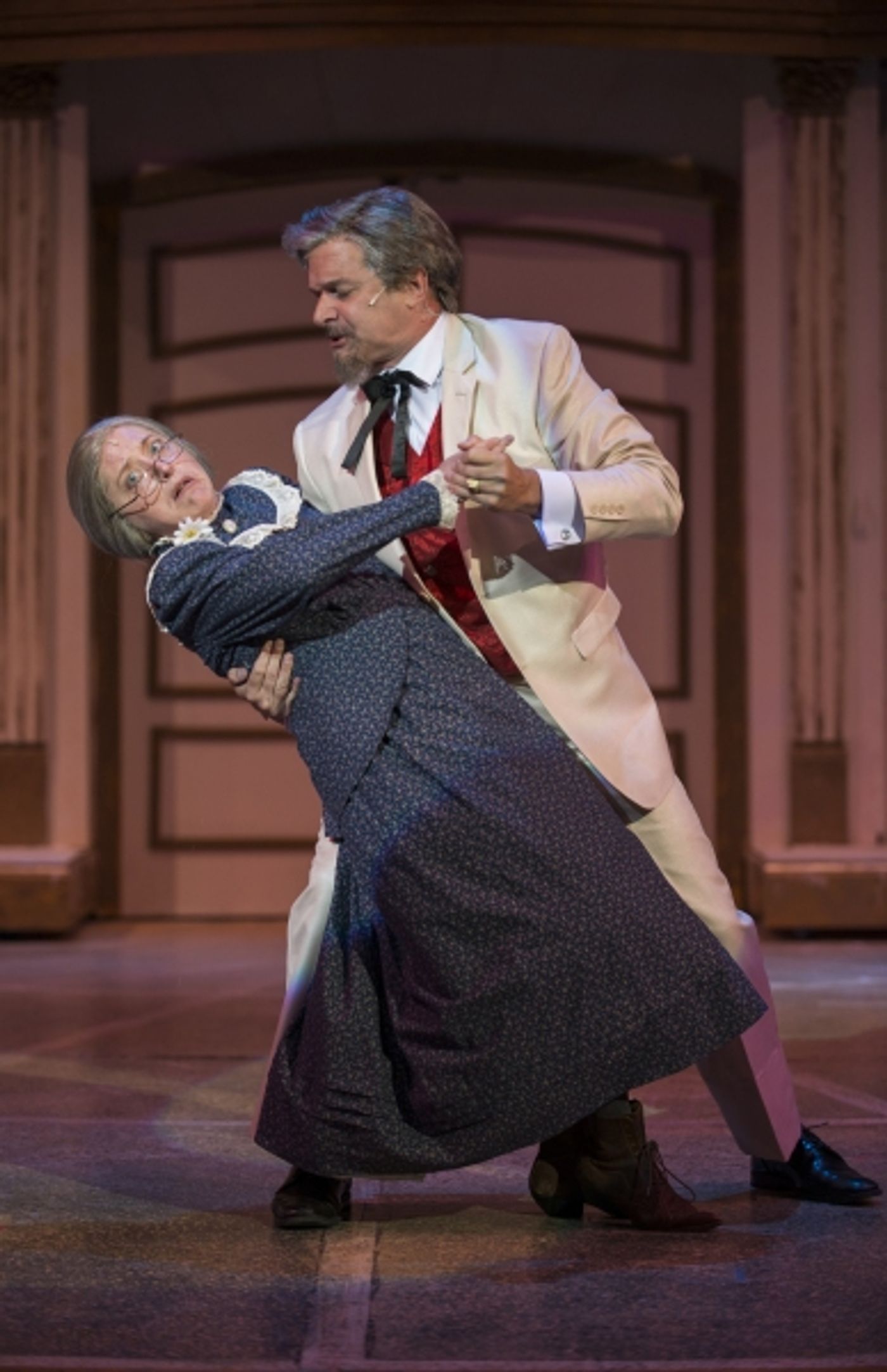 Photo Flash: First Look at Summer Smart, Kelly Anne Clark, James Harms and More in BEVERLY HILLBILLIES at Theatre at the Center  Image