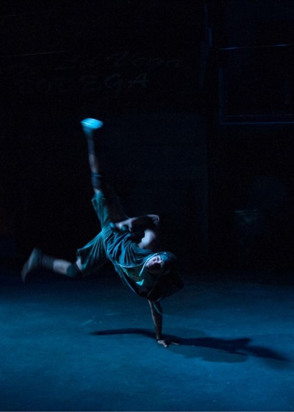 Izzy Perez as Graffiti Pete Photo